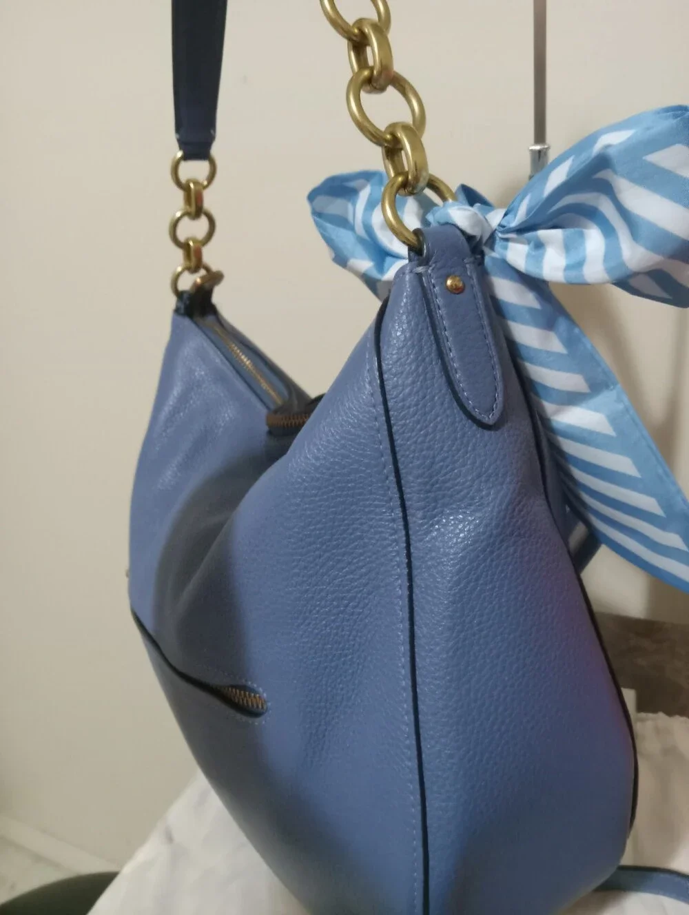Coach 2019  Elle 2way Hobo Bag EUC